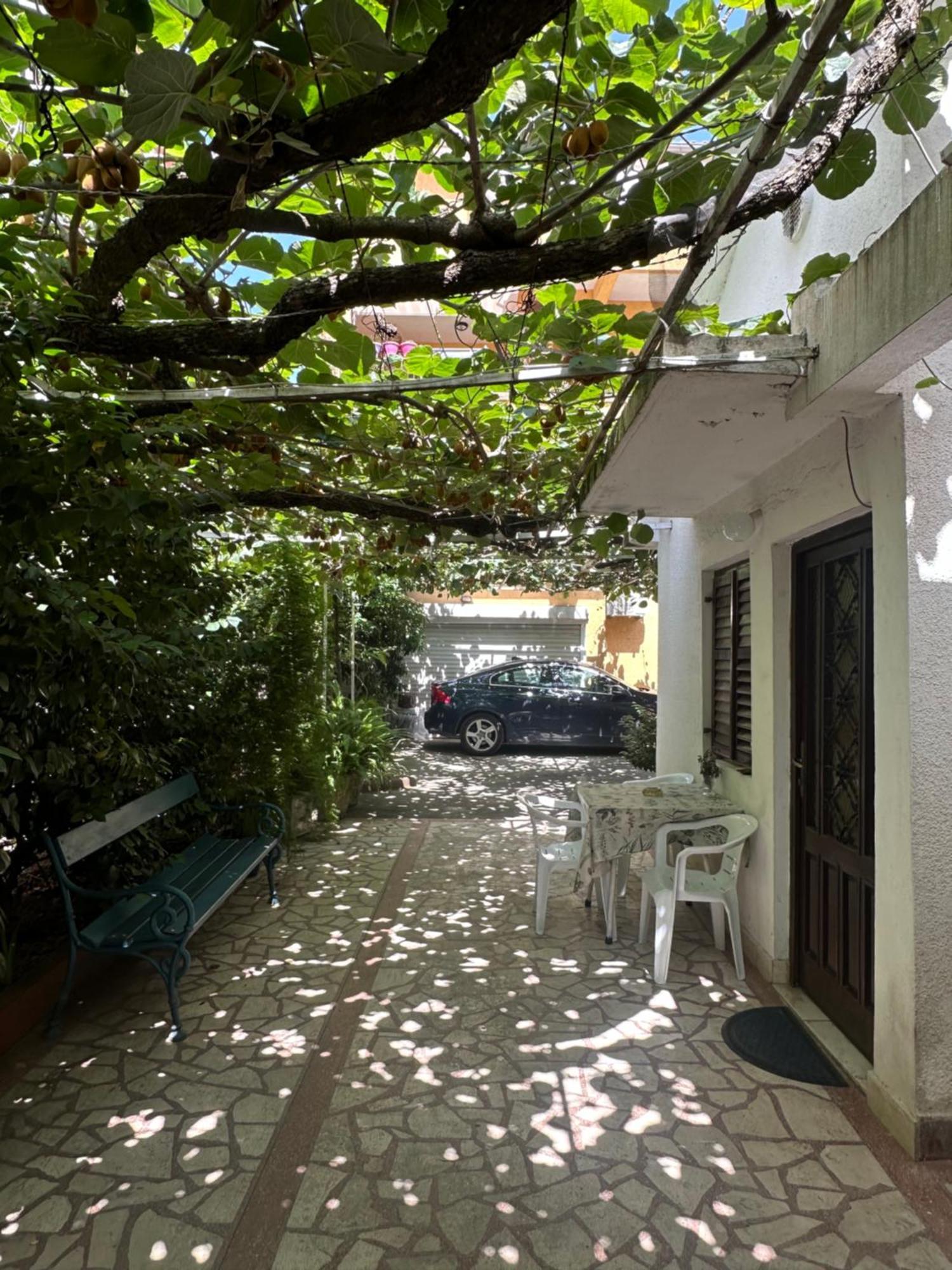 Astakos Apartments Budva Buitenkant foto